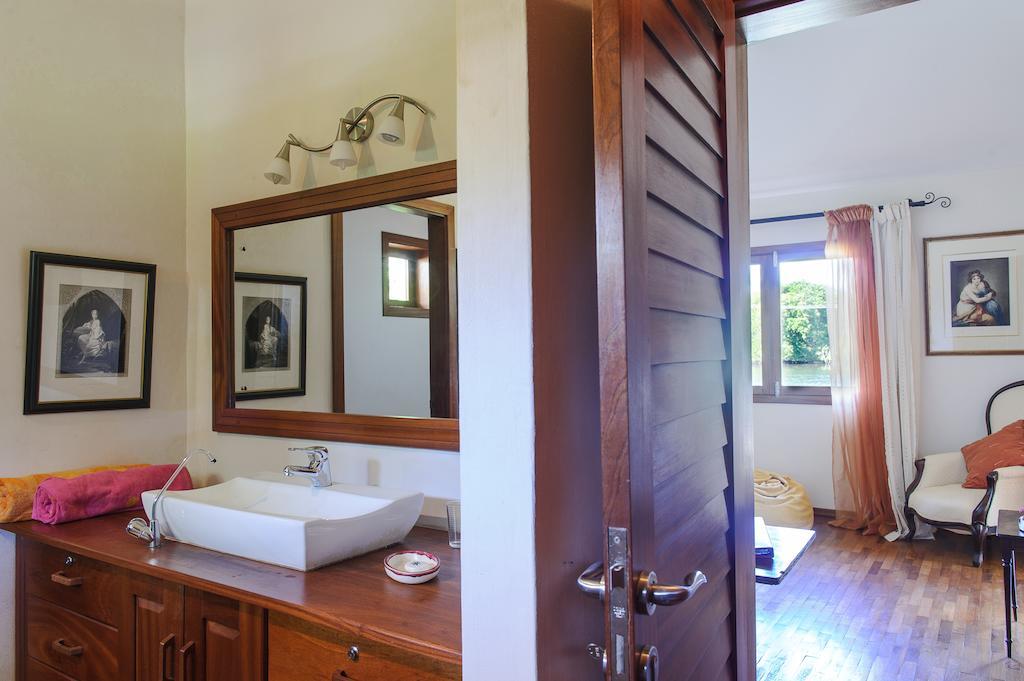 The River House Apartment Тамарин Стая снимка